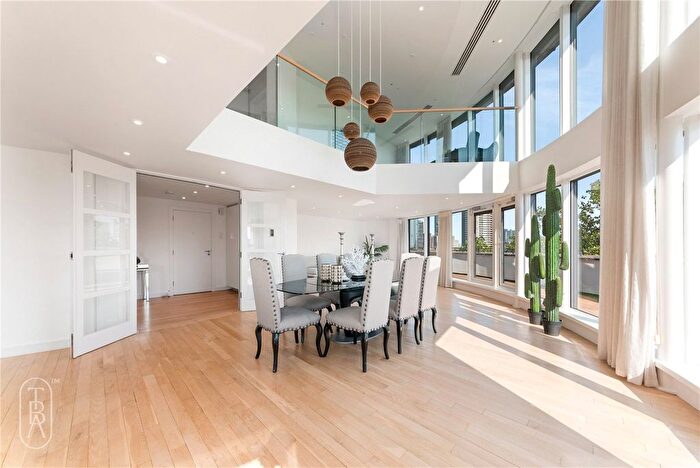 4 Bedroom Flat For Sale In Owen Street, London, EC1V
