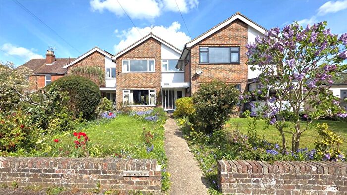 3 Bedroom Terraced House For Sale In Ladbroke Road, Horley, Surrey, RH6