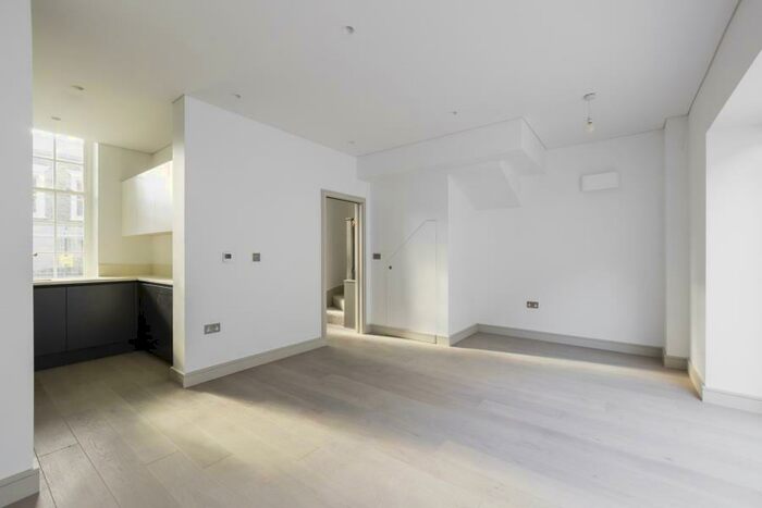 3 Bedroom Terraced House To Rent In Raglan Street, Kentish Town, London, NW5