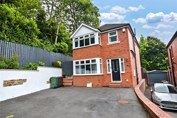 3 Bedroom House To Rent In Greenville Gardens, Leeds, LS12