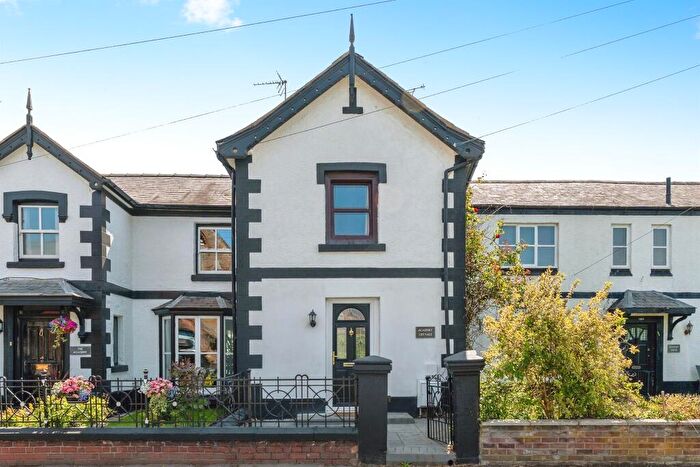 2 Bedroom Cottage For Sale In Castle Street, Holt, Wrexham, LL13