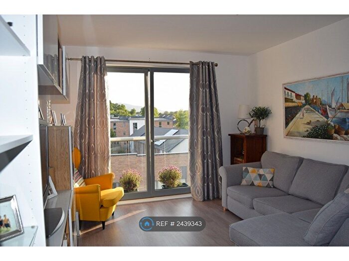 2 Bedroom Flat To Rent In Philip Terrace, Edinburgh, EH16