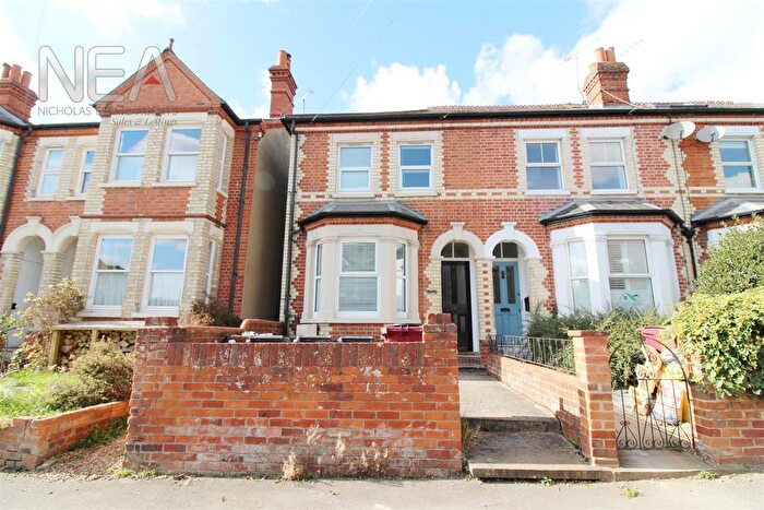 1 Bedroom Flat To Rent In Priory Avenue, Caversham, Reading, RG4