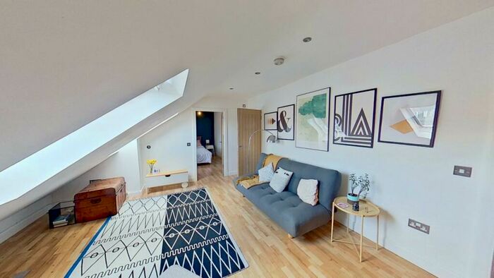 1 Bedroom Flat To Rent In Antigua Street, Edinburgh, Midlothian, EH1