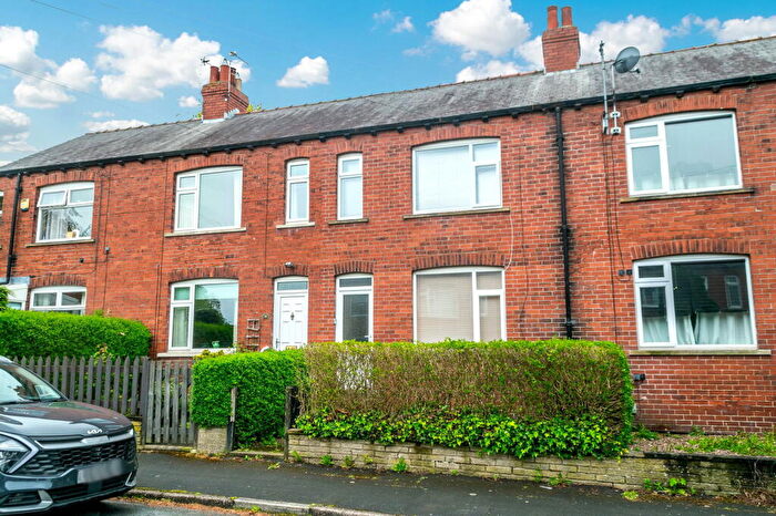 3 Bedroom Terraced House For Sale In Turnshaw Avenue, Kirkburton, Huddersfield, HD8