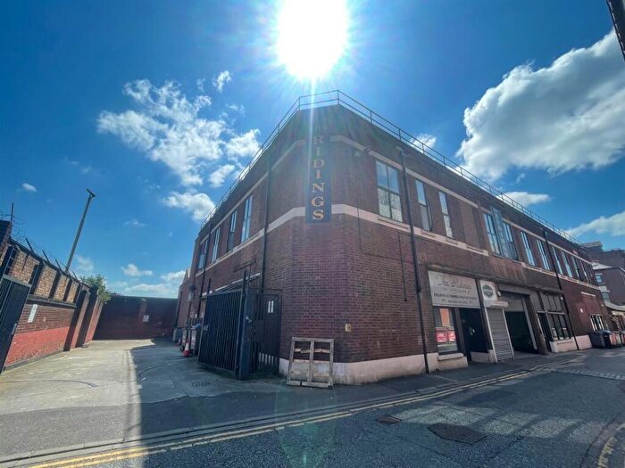 1 Bedroom Private Halls To Rent In The Ridings Arcade, NN1