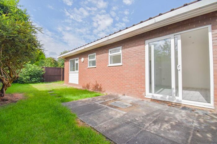 3 Bedroom Apartment To Rent In Moat Street, Wigston, LE18