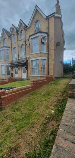 2 Bedroom Flat To Rent In Meirion Gardens, Colwyn Bay, LL29