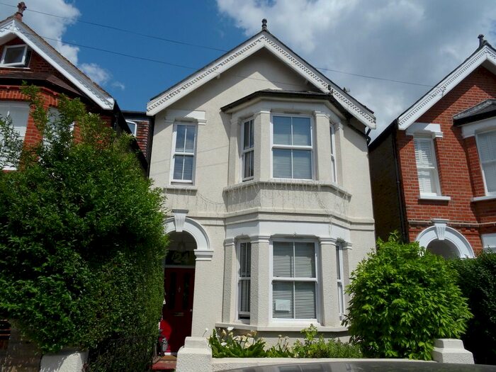 3 Bedroom Detached House To Rent In Staunton Road, Kingston Upon Thames, KT2