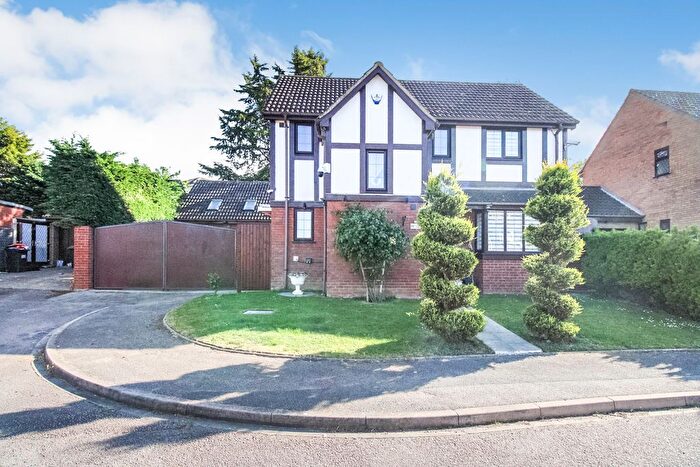 4 Bedroom Detached House For Sale In Canterbury Close, Kempston, MK42
