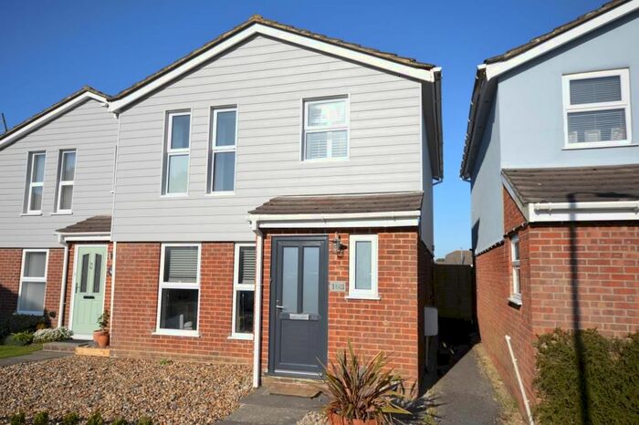3 Bedroom Semi-Detached House To Rent In Meadowlands, Lymington, Hampshire, SO41