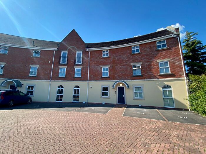 2 Bedroom Flat To Rent In Holland House Road, Preston, PR5