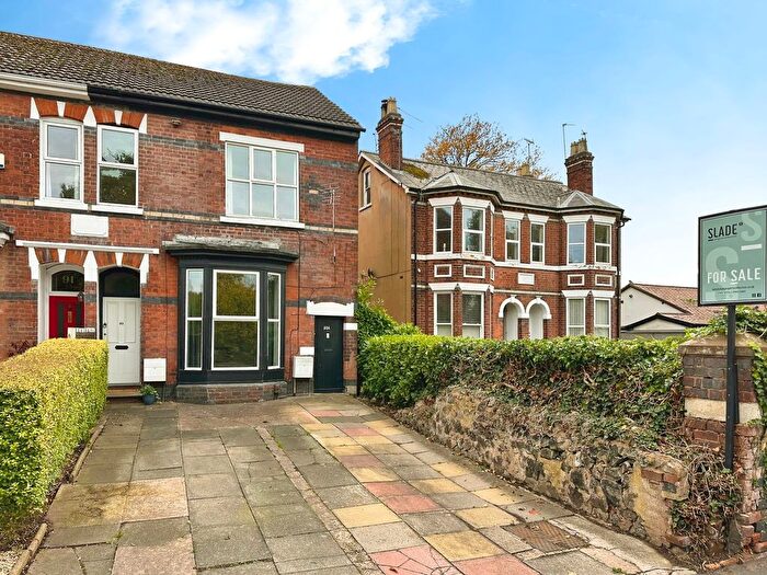 4 Bedroom End Terrace House For Sale In Amp; A Broad Lane, Wolverhampton, WV3