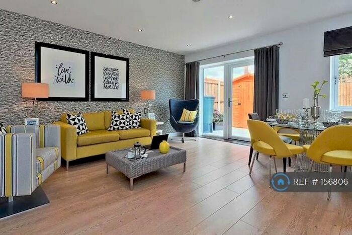 4 Bedroom Terraced House To Rent In Thornbury Way, London, E17