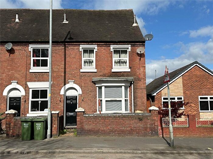 2 Bedroom Flat To Rent In Stourbridge Road, Kidderminster, Worcestershire, DY10