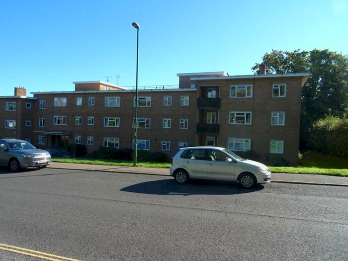 1 Bedroom Flat To Rent In Boltro Road, Haywards Heath, RH16