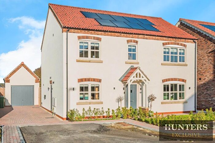 4 Bedroom Detached House For Sale In Kestrel Field, Beeford, Driffield, YO25