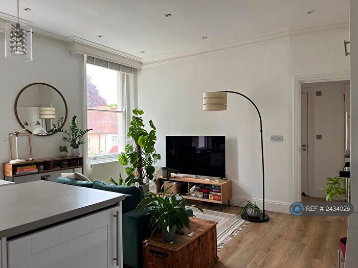 1 Bedroom Flat To Rent In Catherine Road, Surbiton, KT6