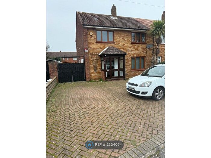 3 Bedroom Semi-Detached House To Rent In St Francis Way, Grays Essex, RM16