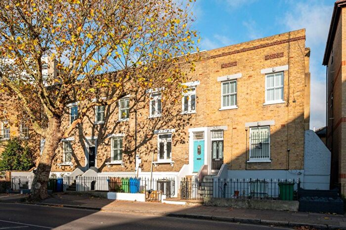 5 Bedroom Terraced House To Rent In Southwark Park Road, Bermondsey, London, SE16