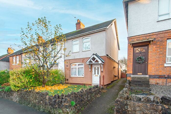 3 Bedroom Terraced House For Sale In Beoley Road East, Lakeside, Redditch, Worcestershire, B98