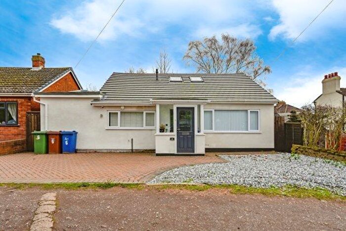 3 Bedroom Detached Bungalow To Rent In Fairmount Drive, Cannock, WS11