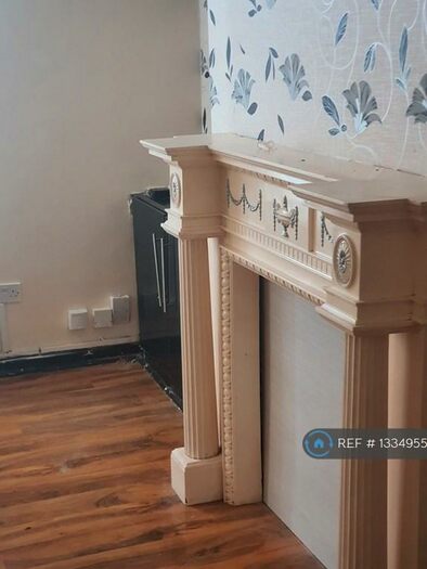 2 Bedroom Flat To Rent In Seaforth, Liverpool, L21