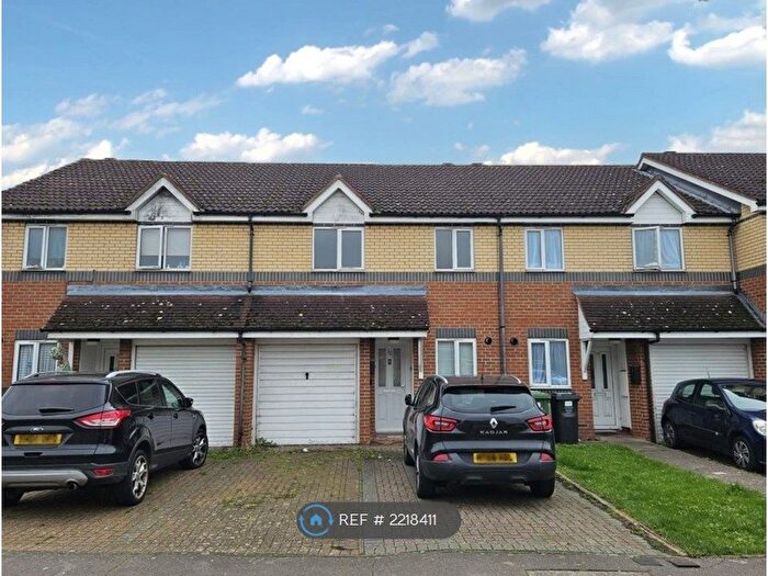 3 Bedroom Terraced House To Rent In Dickens Drive, Basildon, SS15