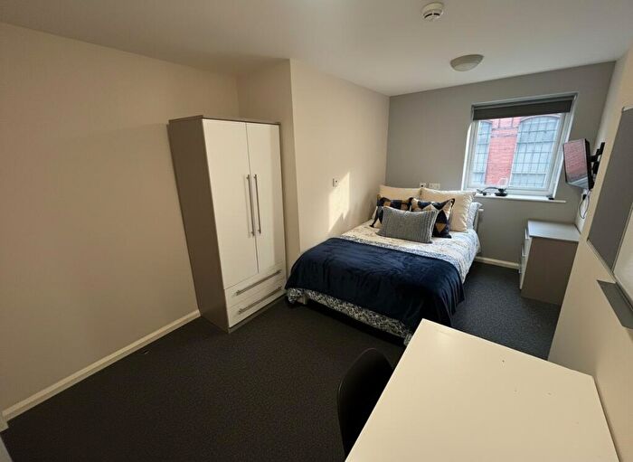 1 Bedroom Flat To Rent In Forster Street - Student, Lenton, East Midlands, NG7