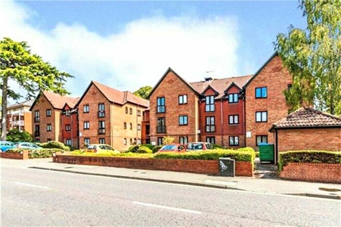 2 Bedroom Apartment To Rent In Byron Court, Hill Lane, SO15