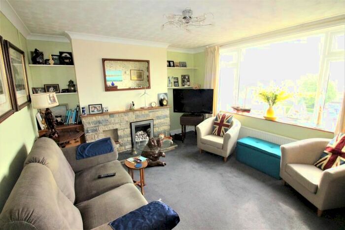 2 Bedroom Flat To Rent In Ashley Road, New Milton, New Milton, BH25