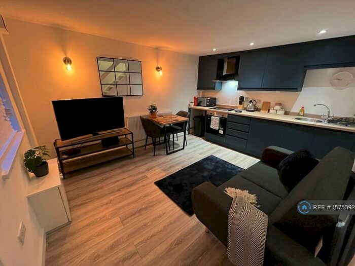 1 Bedroom Terraced House To Rent In Stoke On Trent, Stoke On Trent, ST4