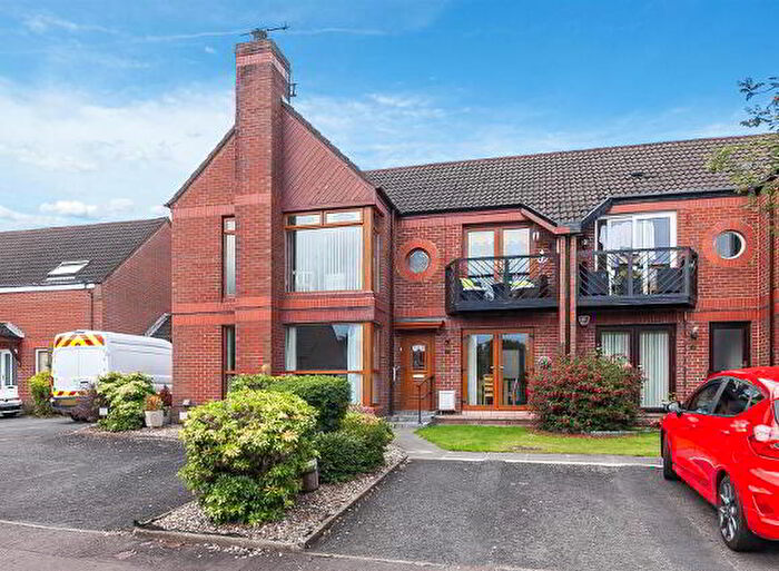 2 Bedroom Apartment / Flats For Sale In Chichester Gardens, Belfast, BT15