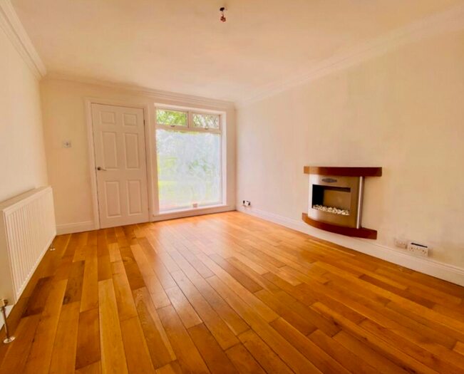 2 Bedroom Flat To Rent In Milsted Close, Moorside, Sunderland, SR3