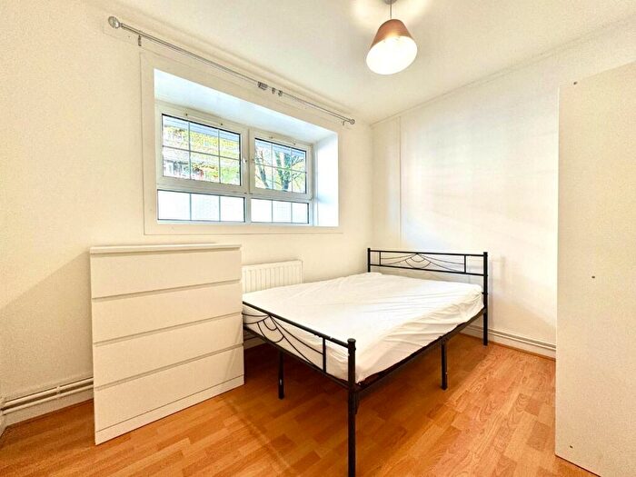 1 Bedroom House To Rent In Chicksand Street, E1