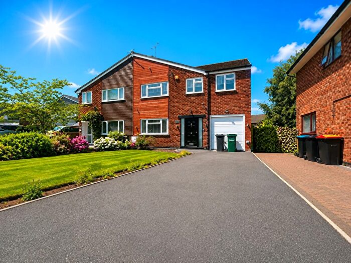 4 Bedroom Semi Detached House For Sale In Sandringham Avenue, Vicars Cross, Chester, Cheshire, CH3