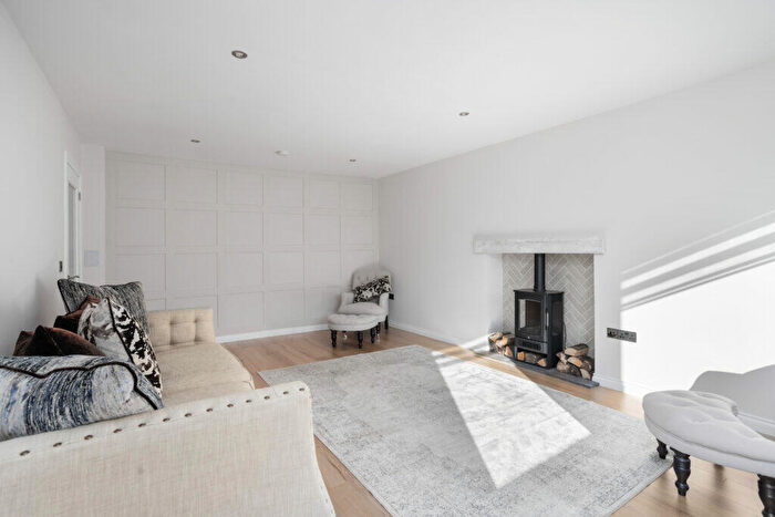 5 Bedroom Detached House For Sale In Inverallan Drive, Bridge Of Allan, FK9