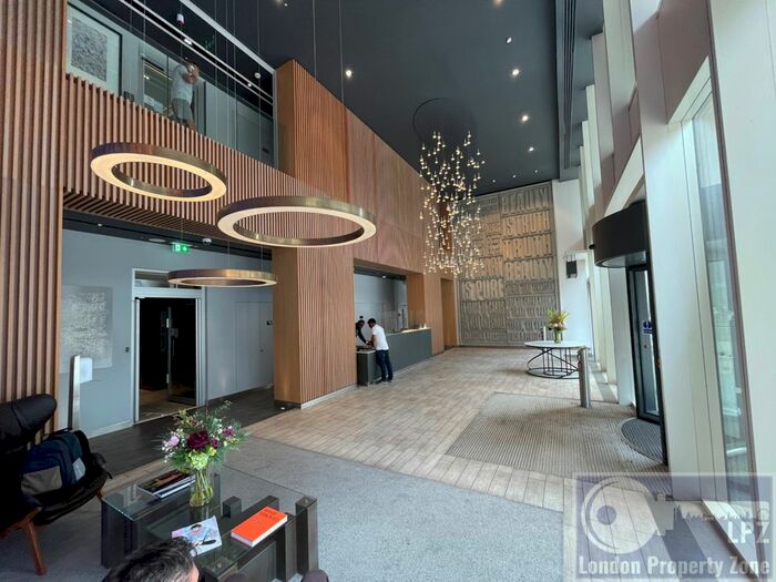 2 Bedroom Flat To Rent In Saffron Central Square, Croydon, CR0