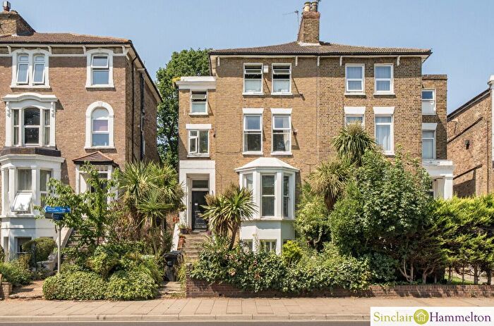 2 Bedroom Flat For Sale In Widmore Road, Bromley, BR1