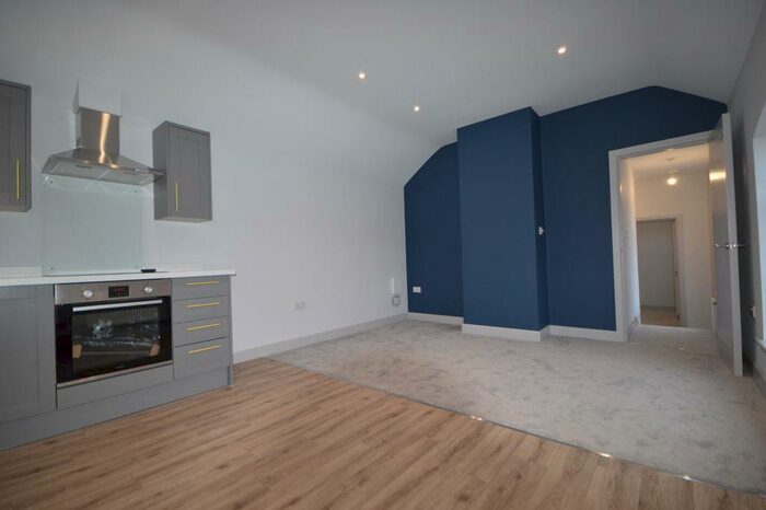 1 Bedroom Flat To Rent In Salt Lane, Salisbury, SP1