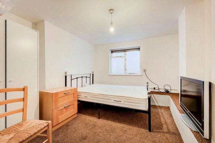 Studio To Rent In Hazlebury Road, Parsons Green, SW6