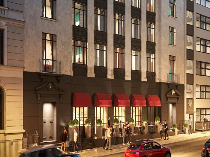 Apartment To Rent In Apt, South Parade #, LS1