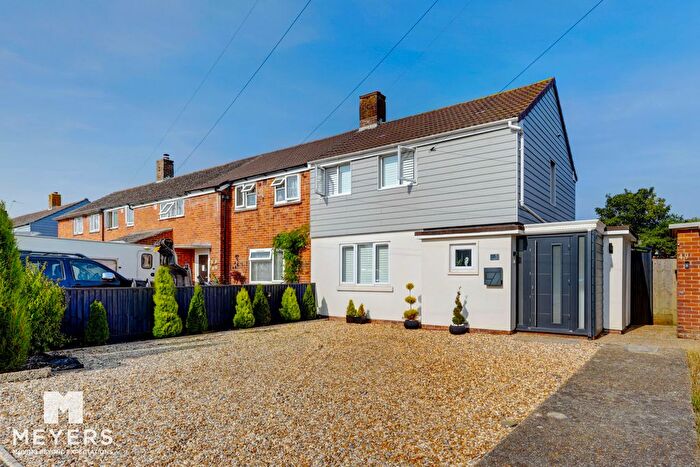 2 Bedroom End Terrace House For Sale In Druitt Road, Christchurch, BH23