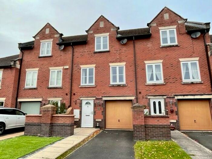 3 Bedroom Town House To Rent In Rean Meadow, Tattenhall, CH3