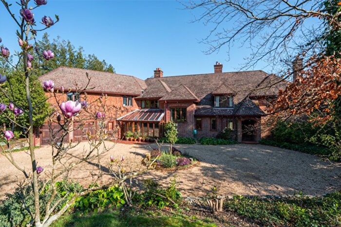 7 Bedroom Detached House For Sale In Orchard Hill Salterns Lane, Bursledon Southampton, SO31