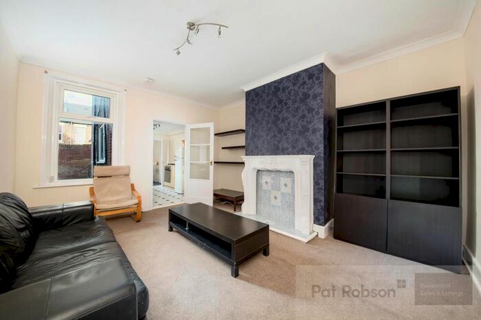 2 Bedroom Flat To Rent In Mowbray Street, Heaton, Newcastle Upon Tyne, NE6