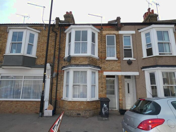 1 Bedroom Flat To Rent In Richmond Street, Herne Bay, CT6