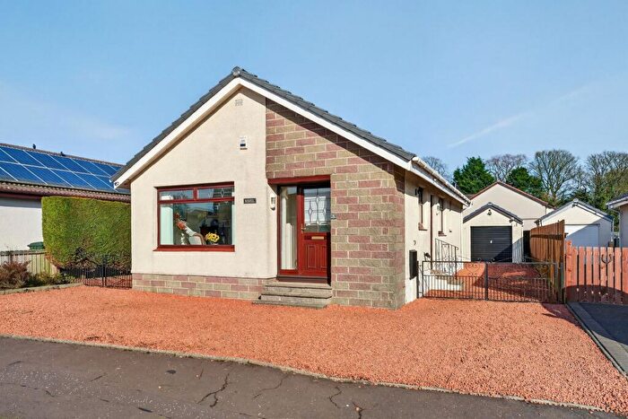 2 Bedroom Detached Bungalow For Sale In Lamberton Road, Stewarton, KA3