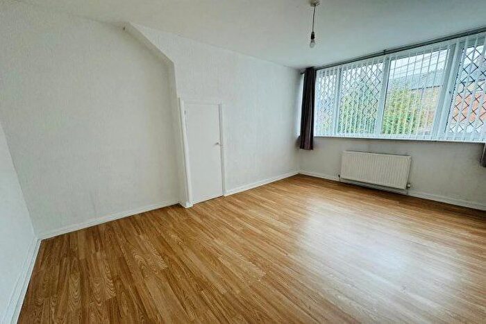 2 Bedroom End Of Terrace House To Rent In Cross Street, Houghton Le Spring, DH4