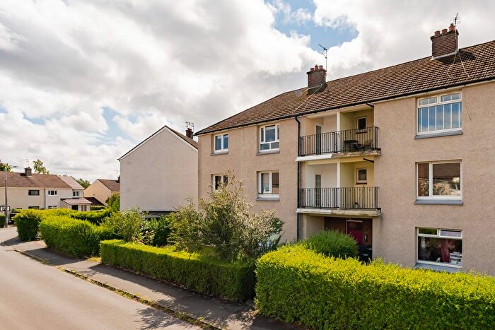 2 Bedroom Flat For Sale In / Rankin Avenue, Edinburgh, EH9